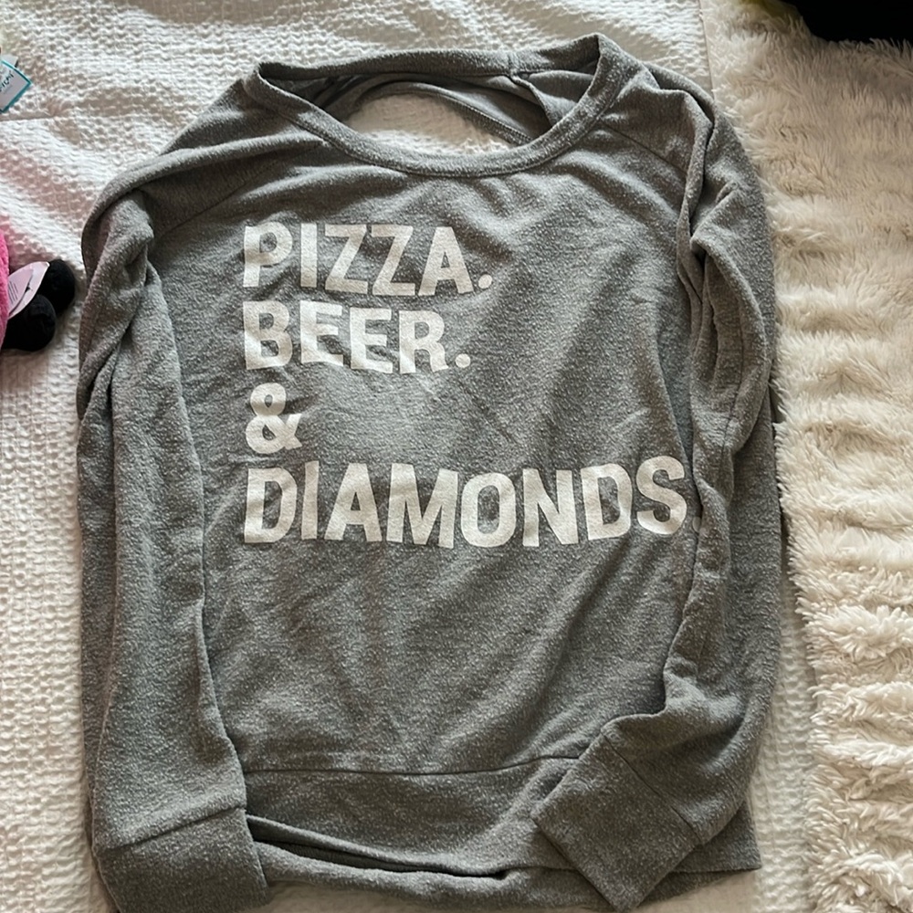 Grey chaser long sleeve pizza beer diamonds top